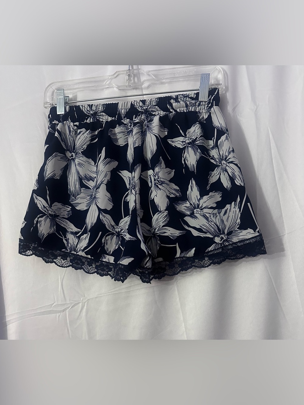 mine Navy and White Floral Lounge Shorts - Picture 2 of 4